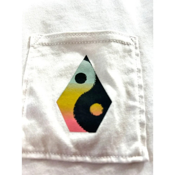Volcom Girls Graphic Tee Cropped Geometric Multicolor Size M 8-10 - Picture 3 of 6